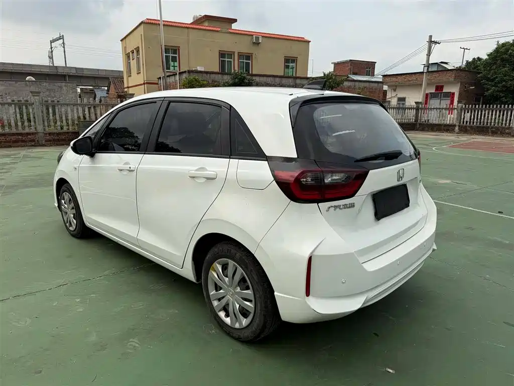 Honda Fit 2023 — фото 4
