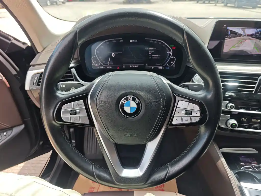 BMW 5 Series New Energy 2020 — фото 15
