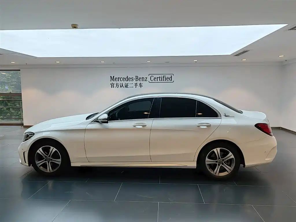 Mercedes-Benz C-Class 2021 — фото 7