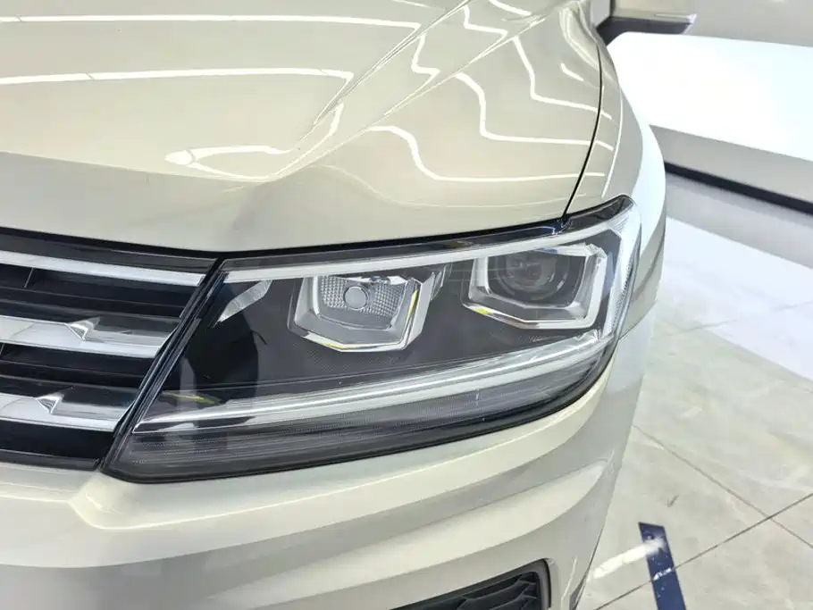 Volkswagen Tiguan L 2021