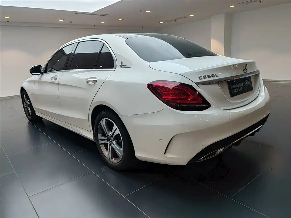 Mercedes-Benz C-Class 2021 — фото 6