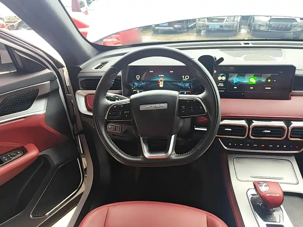 Jetour X70 PLUS 2025 — фото 11