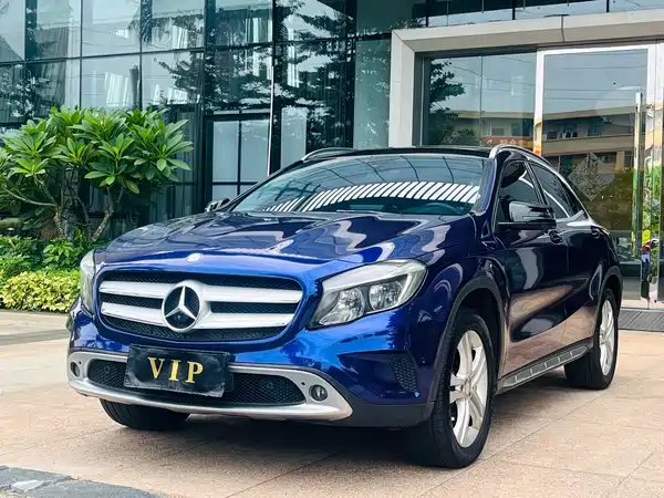 Mercedes-Benz GLA 2016