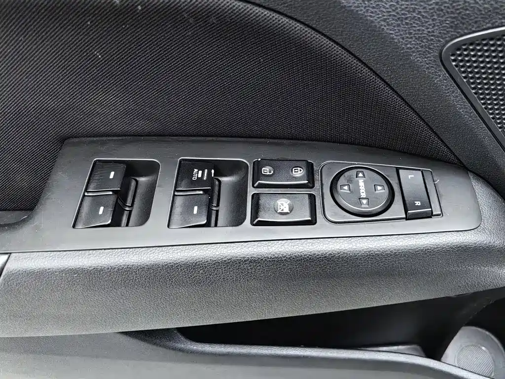 Hyundai Celesta 2016 — фото 9