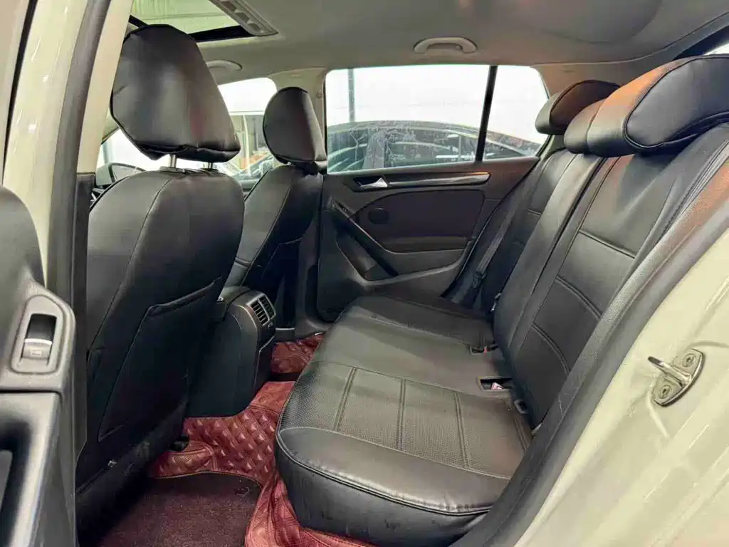 Volkswagen Golf 2014