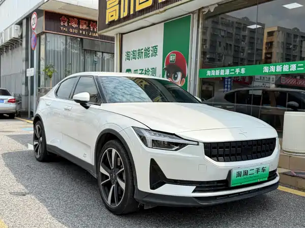 Polestar 2 2025
