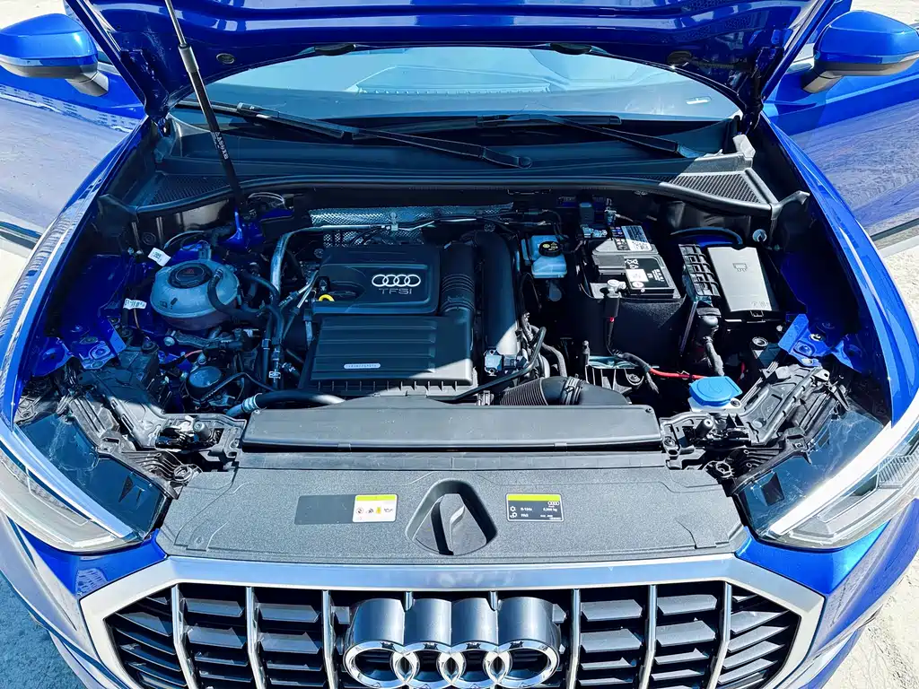Audi Q3 2022 — фото 12