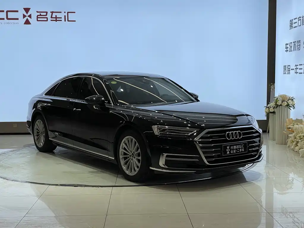 Audi A8 2021 — фото 3