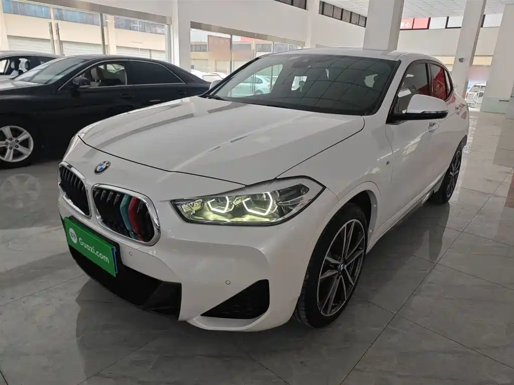 BMW X2 2021 — фото 1