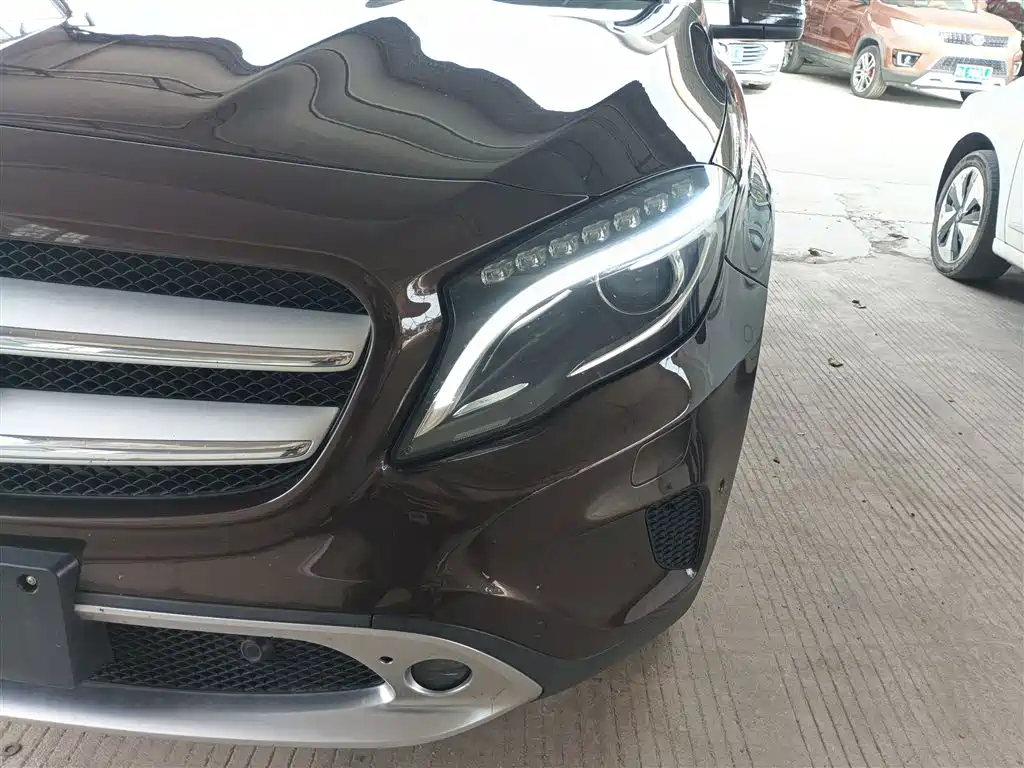 Mercedes-Benz GLA 2016 — фото 24