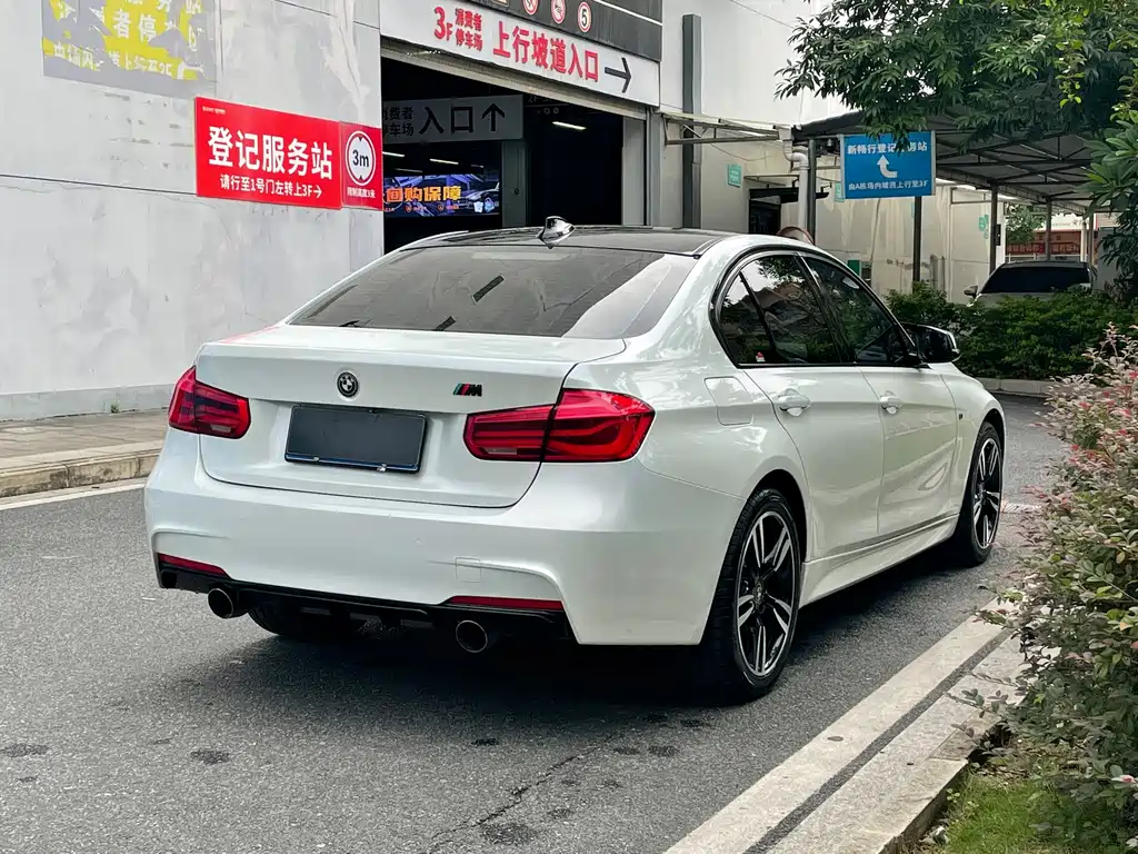 BMW 3 Series 2016
