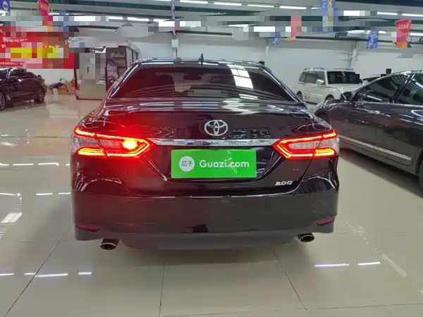 Toyota Camry 2021