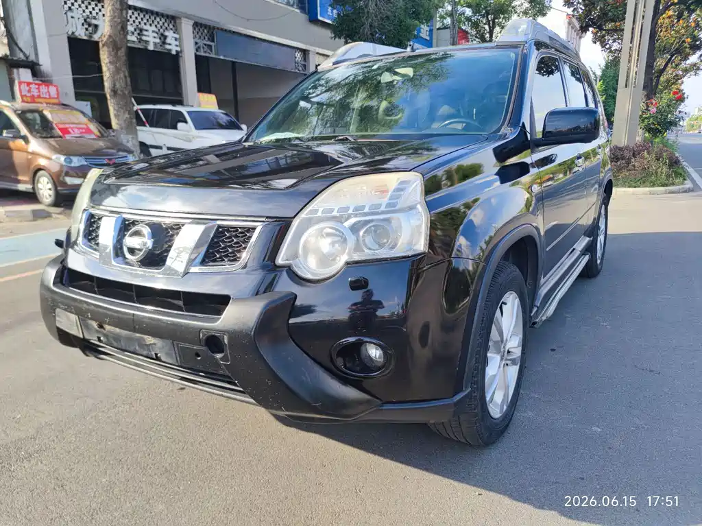 Nissan X-Trail 2012