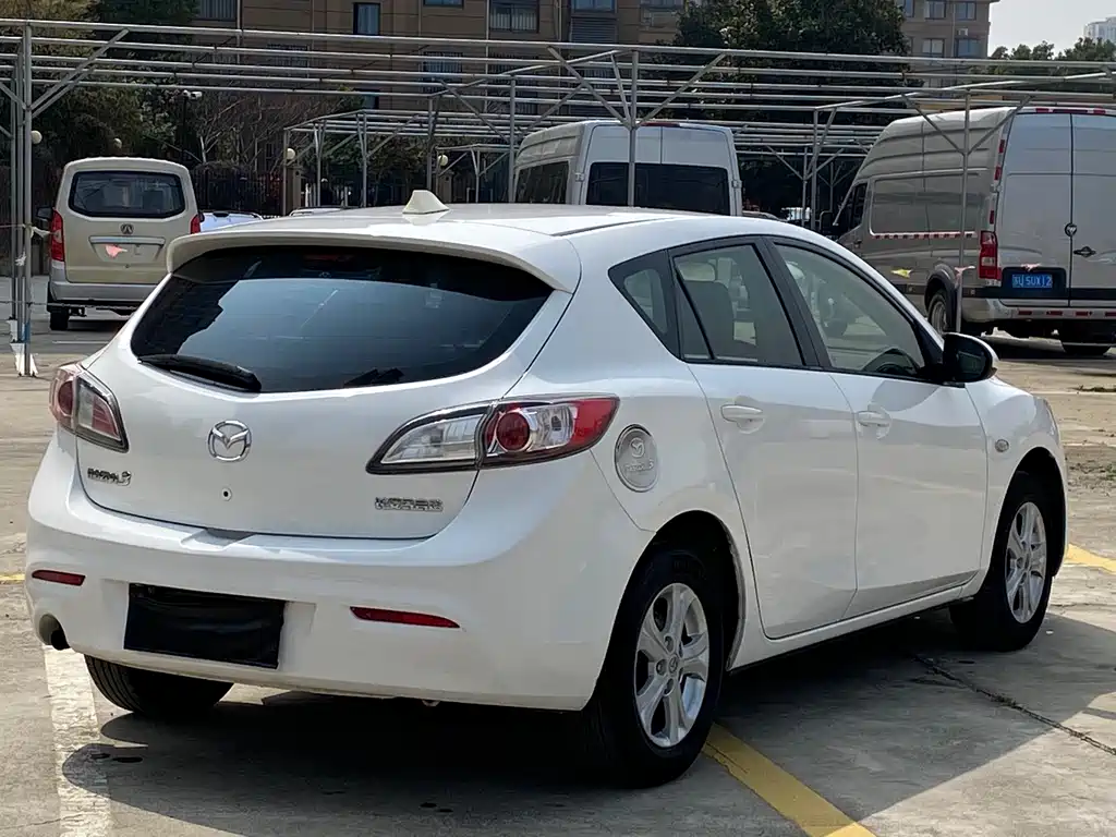 Mazda 3 Xingcheng 2014 — фото 7