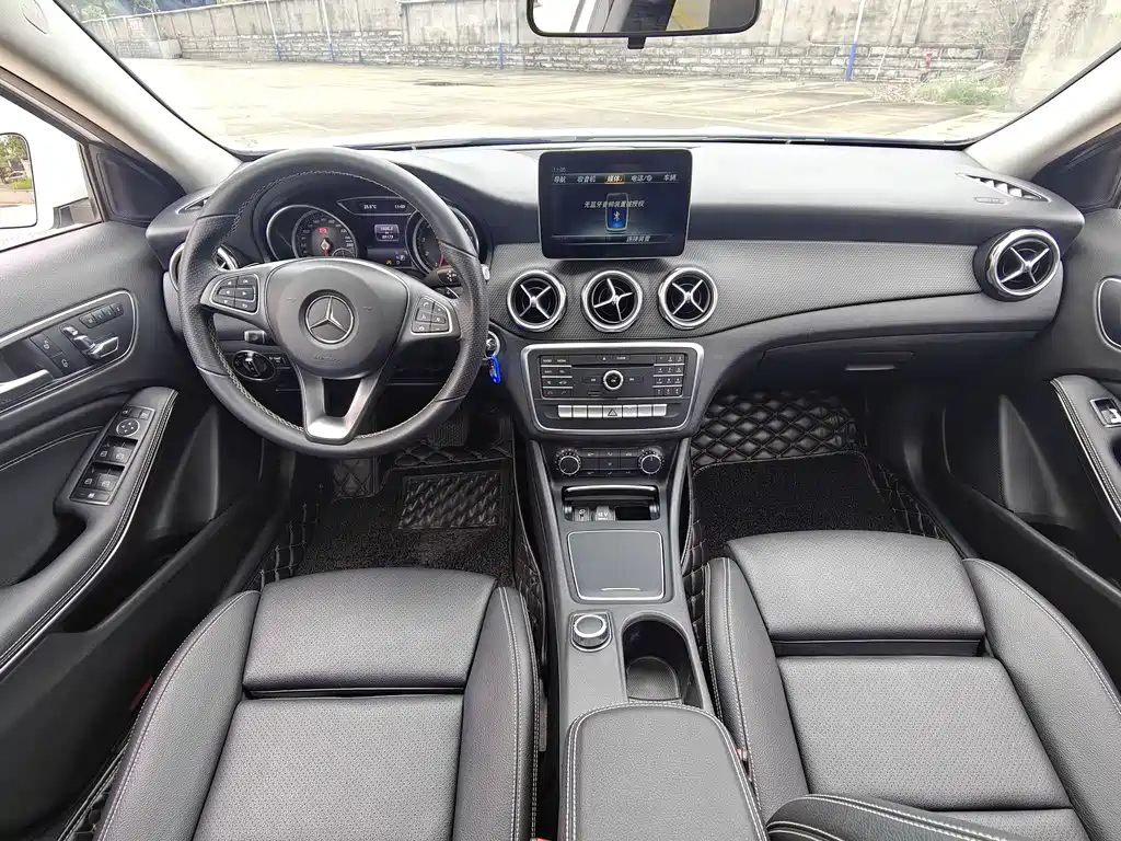 Mercedes-Benz GLA 2017 — фото 10