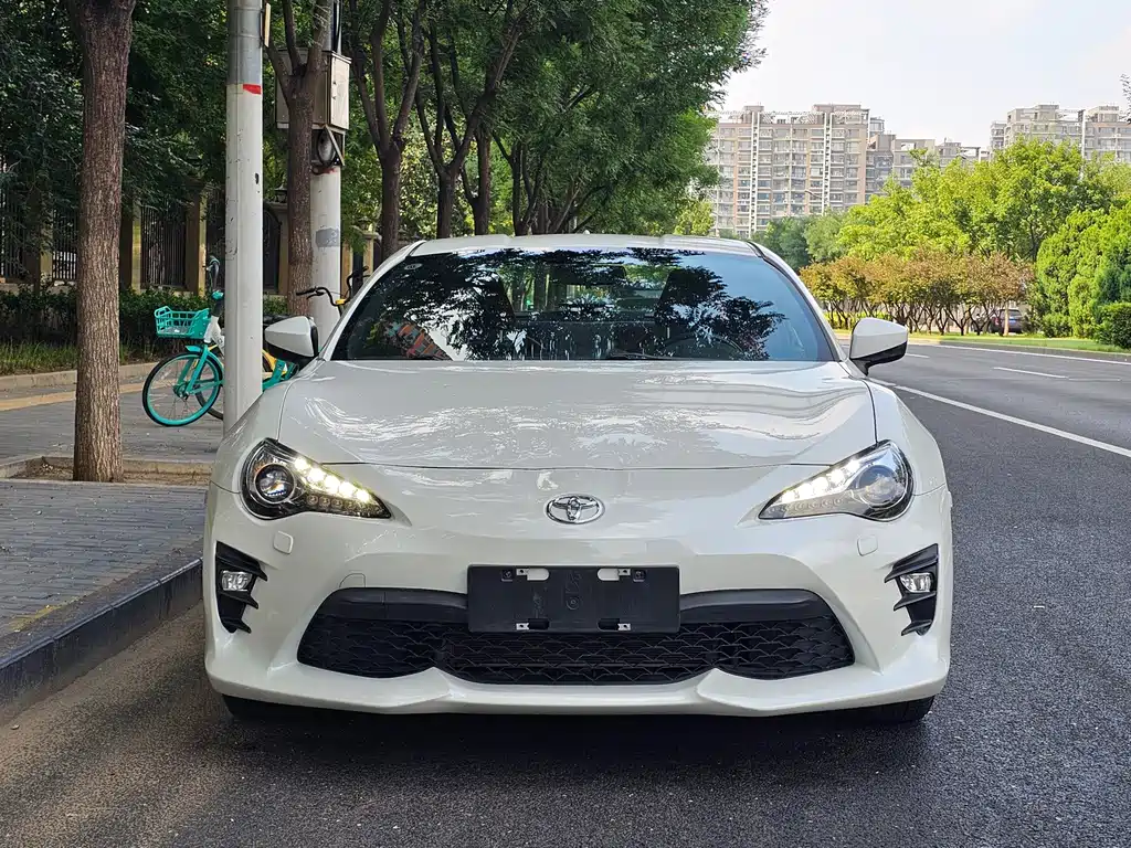 Toyota 86 2018 — фото 2