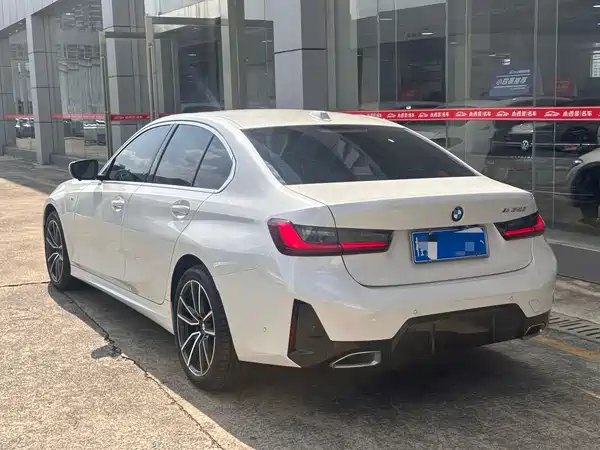 BMW 3 Series 2024