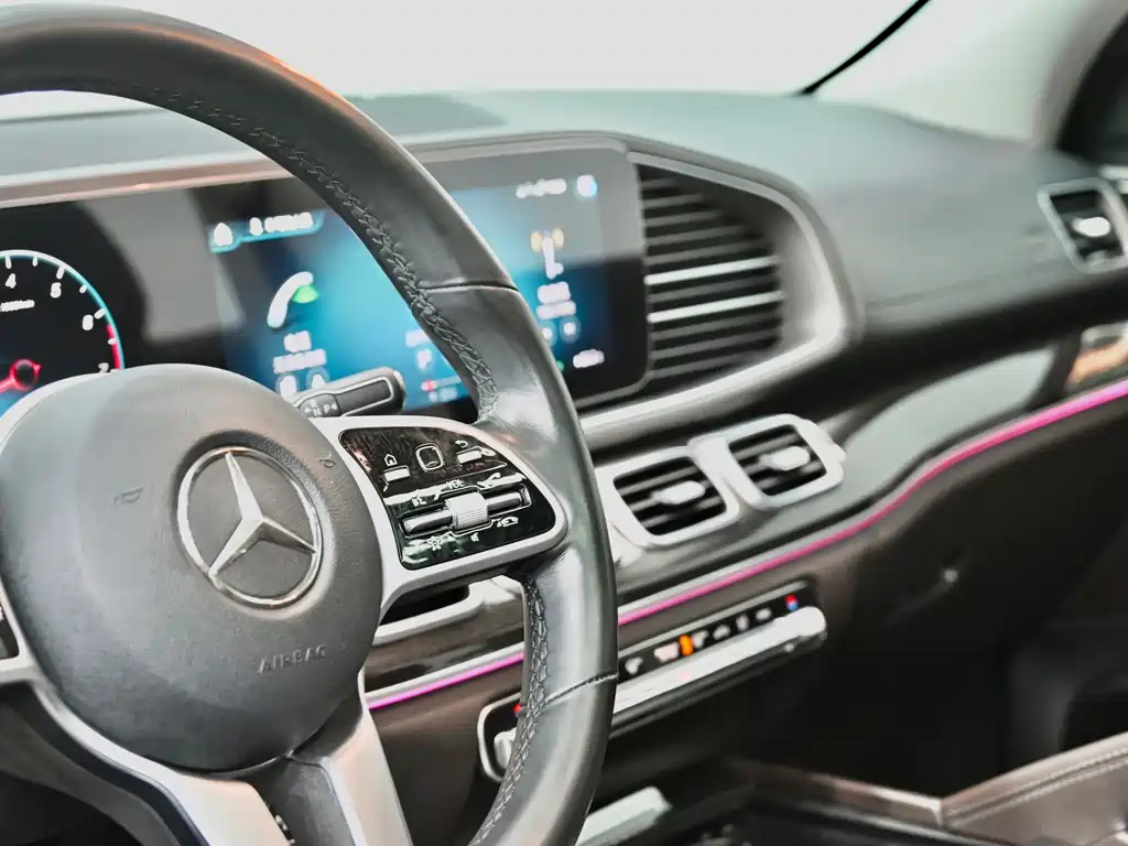 Mercedes-Benz GLE 2021 — фото 18