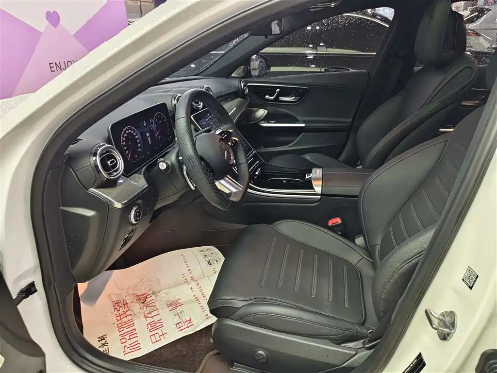 Mercedes-Benz C-Class 2023 — фото 10