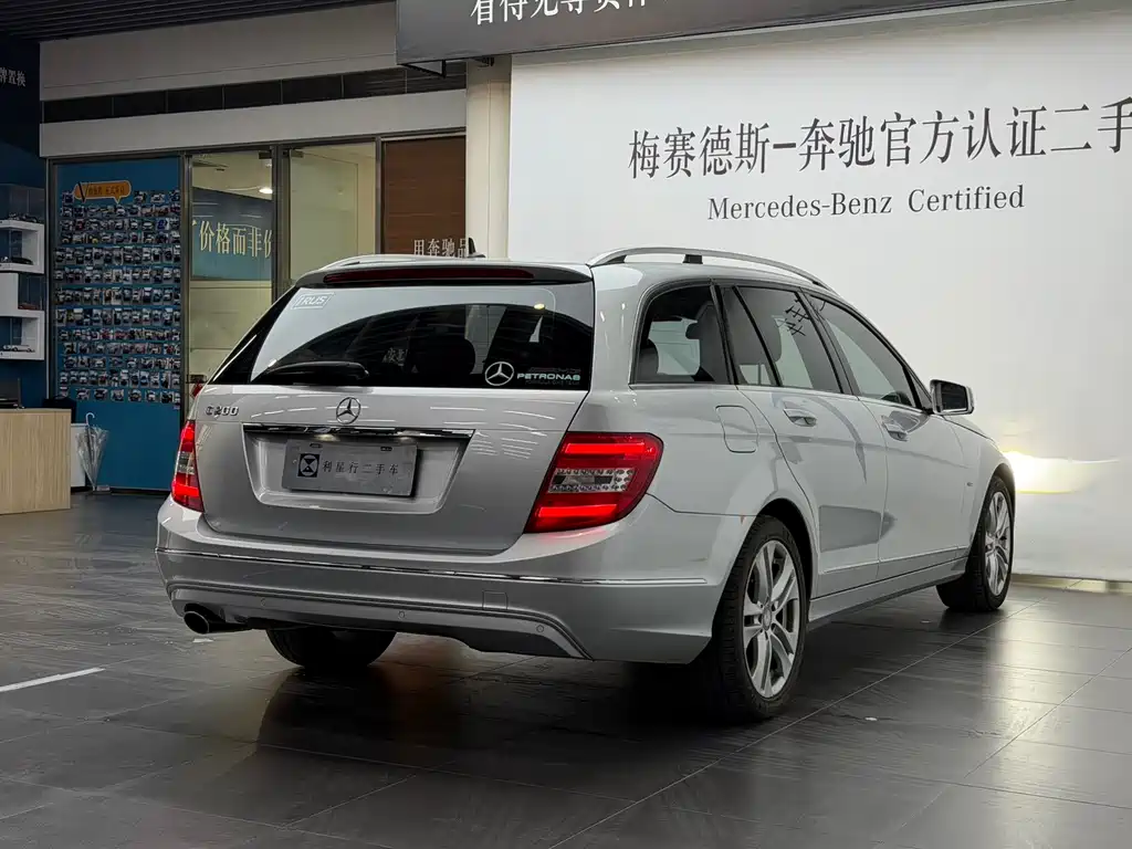 Mercedes-Benz C-Class 2012 — фото 13