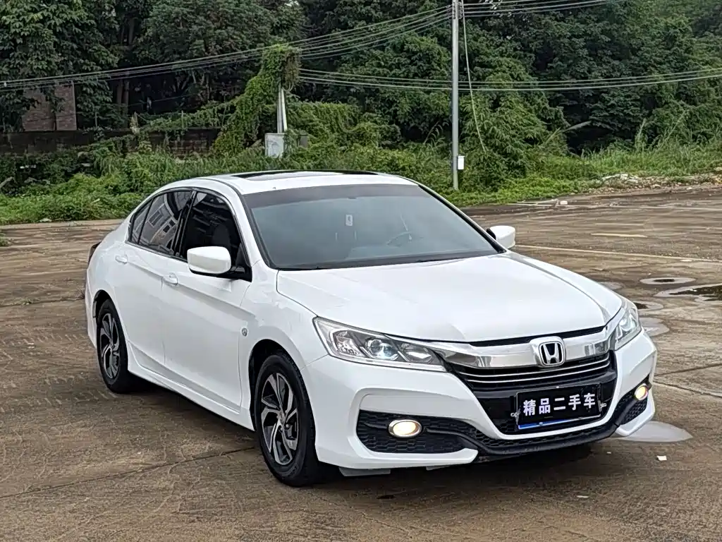 Honda Accord 2017 — фото 3