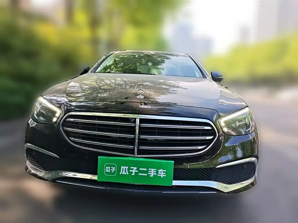 Mercedes-Benz E-Class 2020 — фото 24