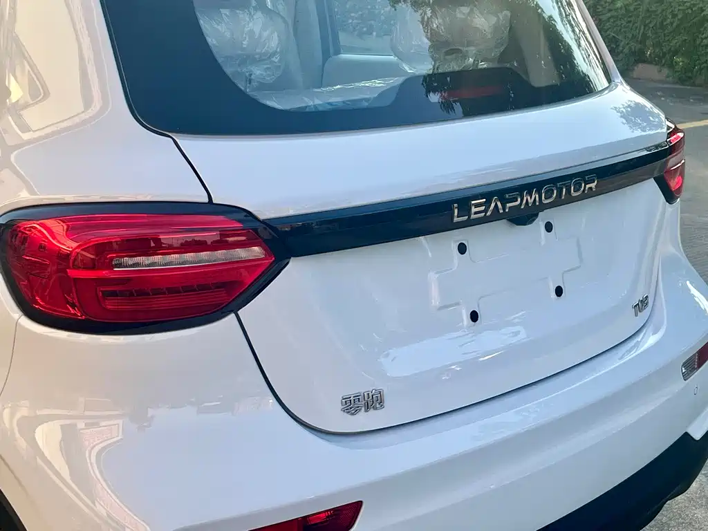 Leapmotor T03 — фото 20