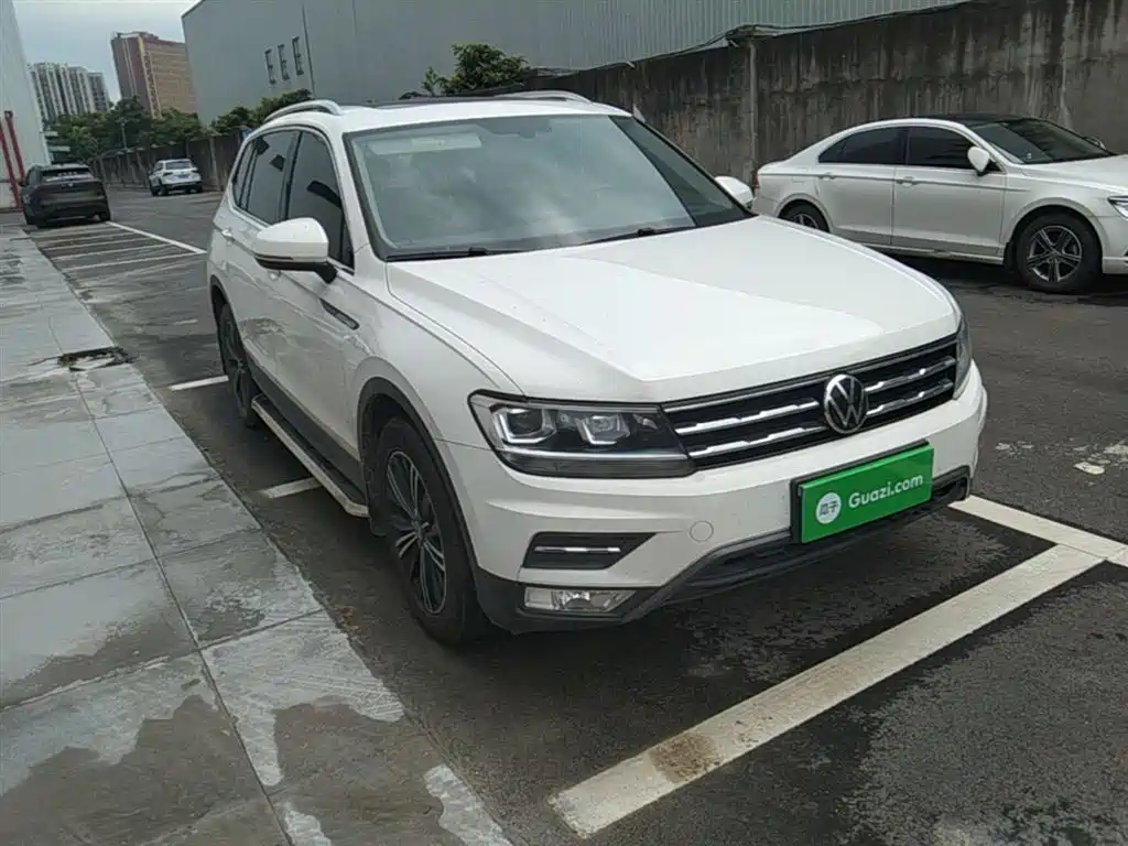 Volkswagen Tiguan L 2021 — фото 4