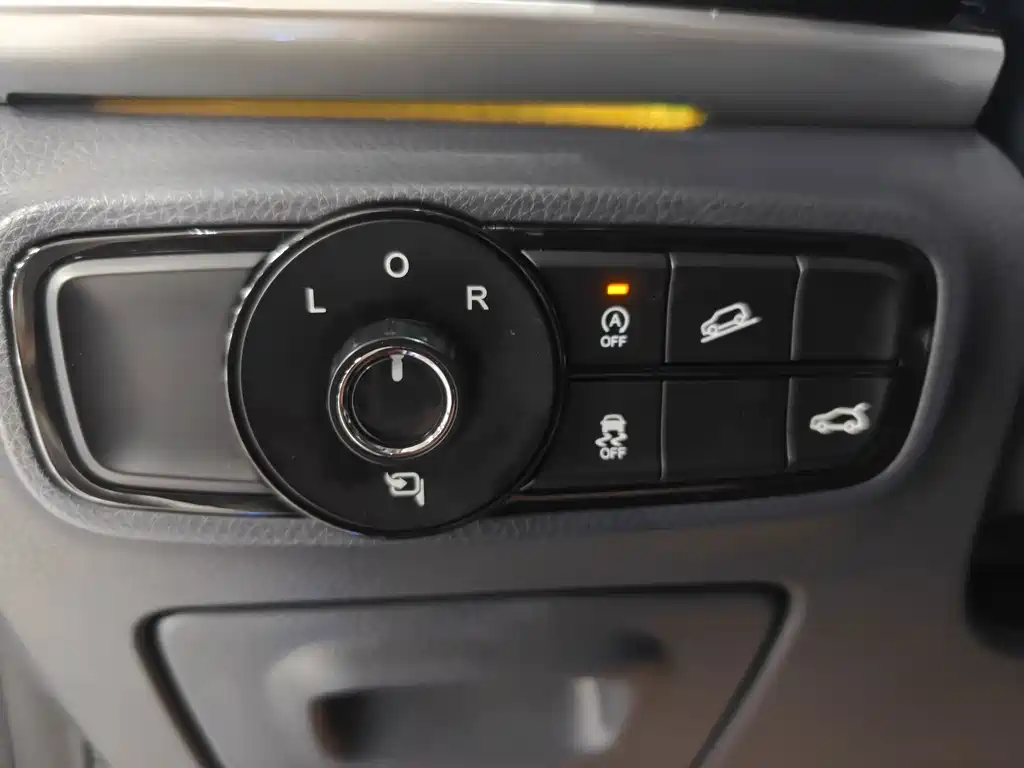 GAC Trumpchi M8 2022 — фото 8