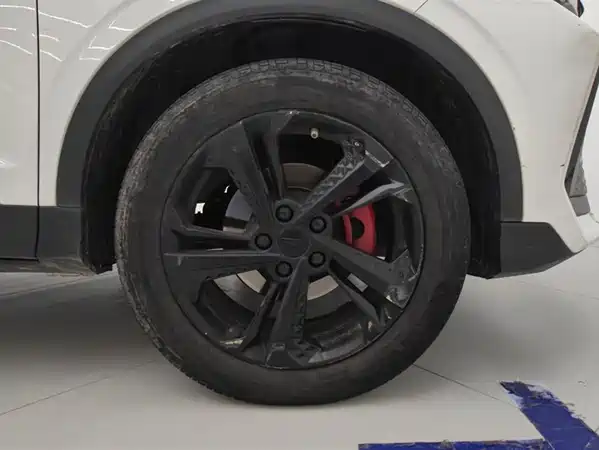 Geely Binyue 2022