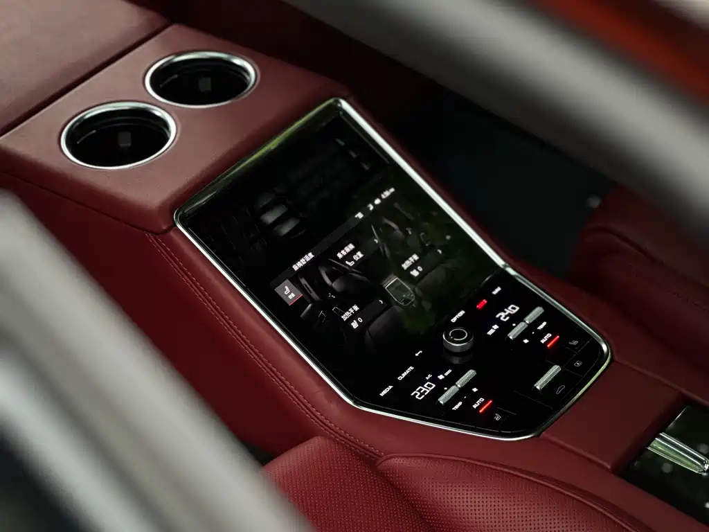 Porsche Panamera 2022 — фото 11