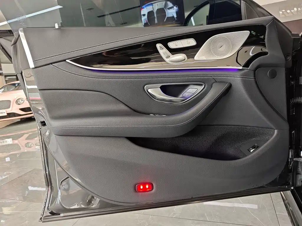 Mercedes-Benz AMG GT 2021 — фото 15