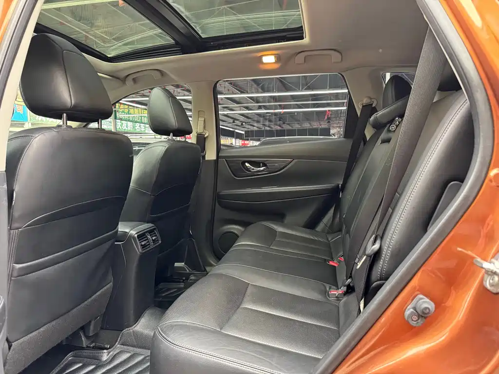 Nissan X-Trail 2015 — фото 12