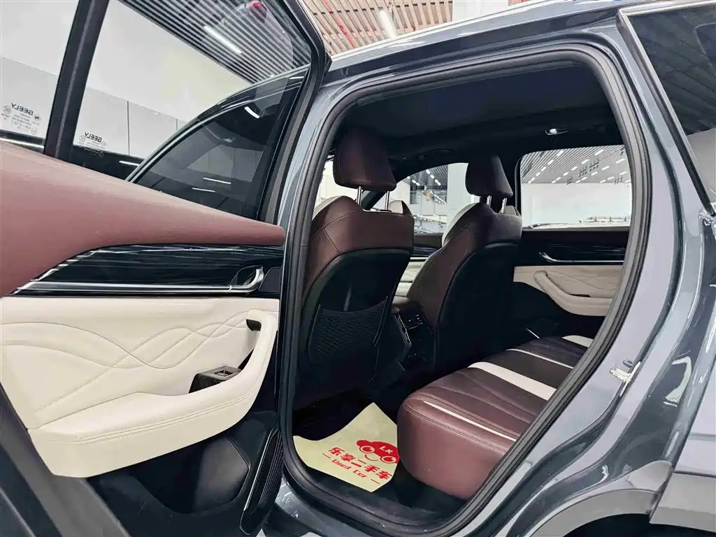 Geely Xingyue L 2023 — фото 17