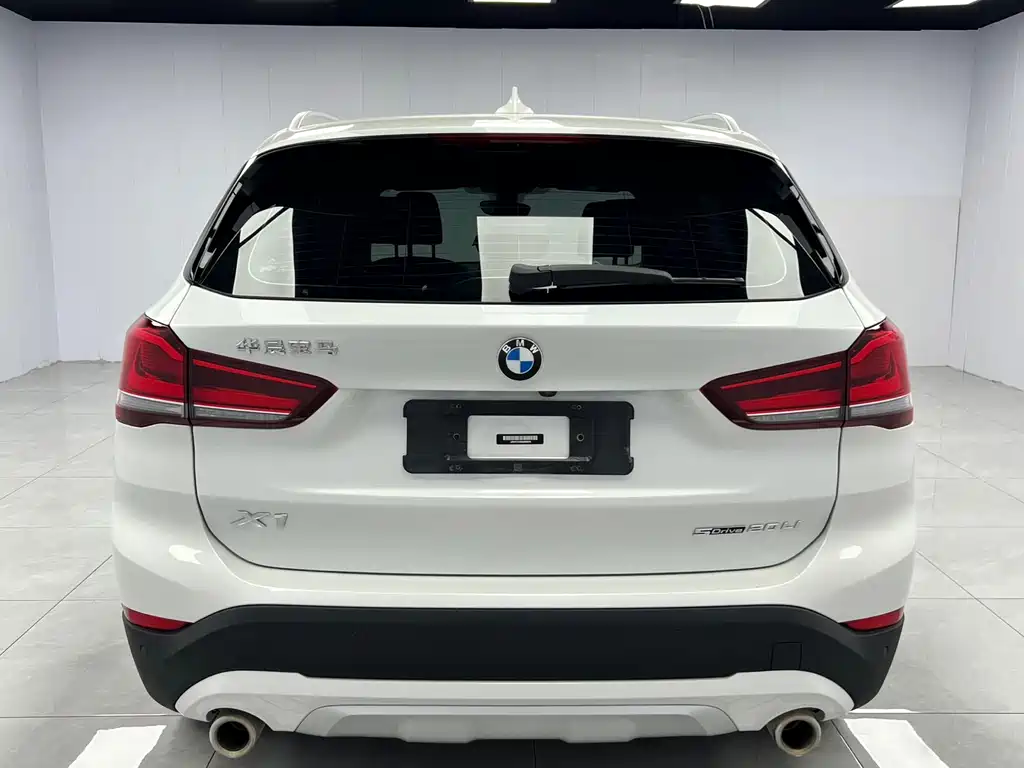 BMW X1 2022 — фото 4