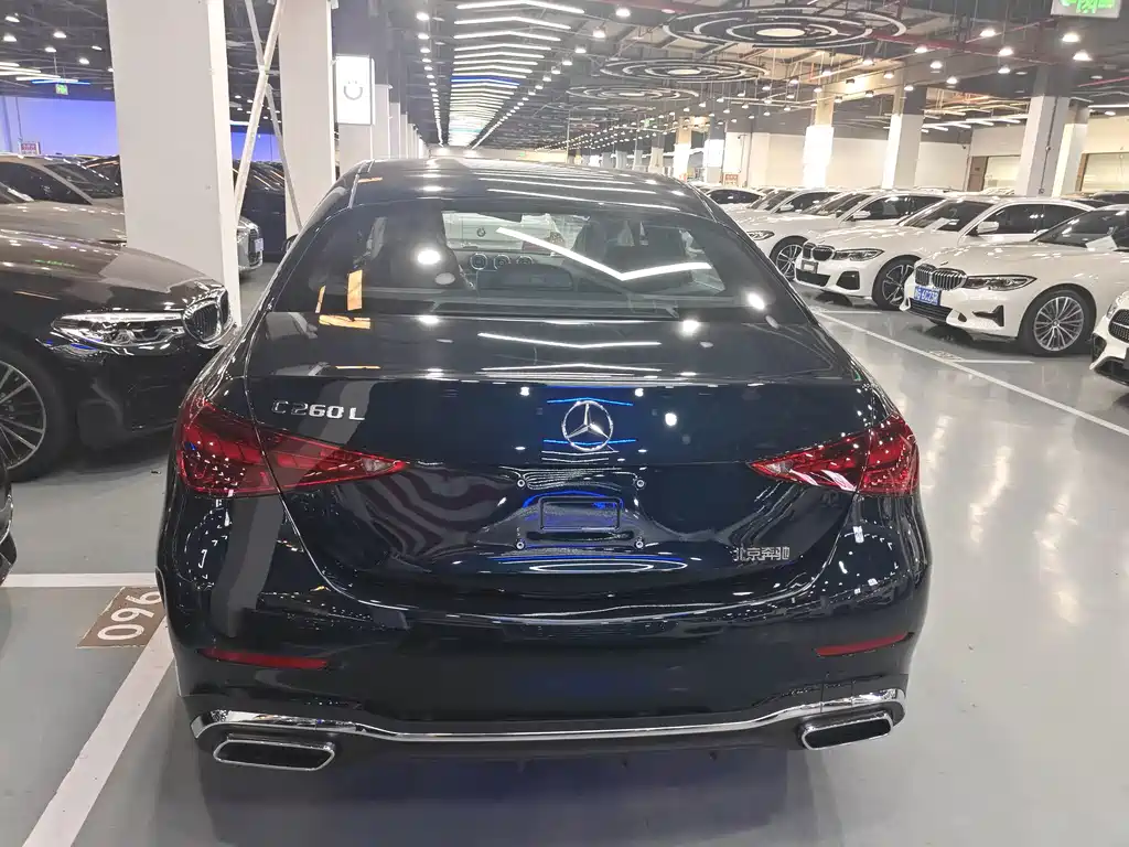 Mercedes-Benz C-Class 2025 — фото 20