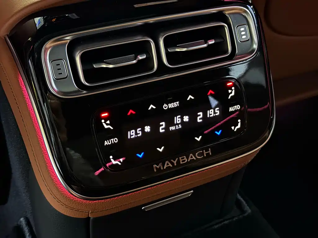 Mercedes-Benz S-Class 2022 — фото 16