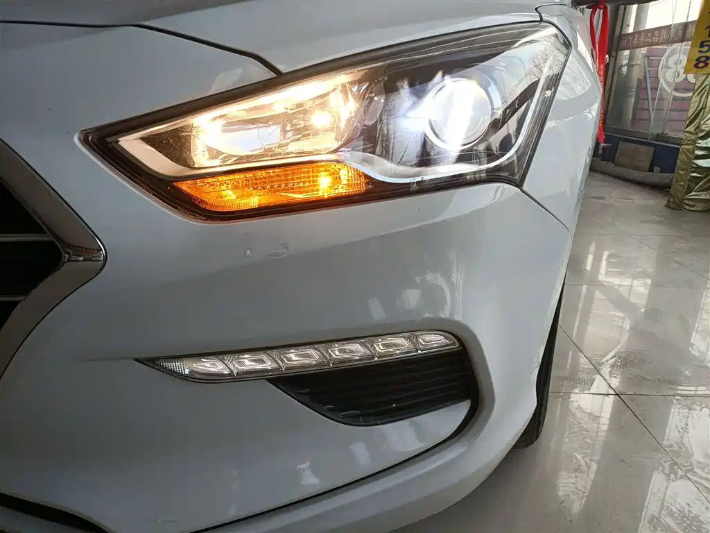 Hyundai Mistra 2017 — фото 18