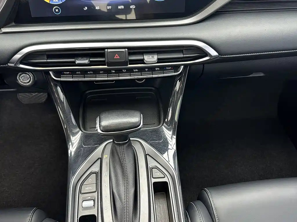 GAC Motor Trumpchi GS4 2022 — фото 15