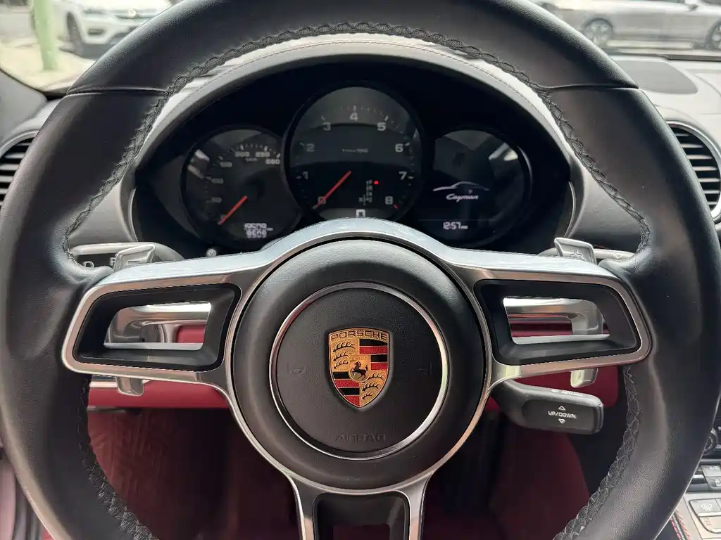 Porsche 718 2022 — фото 11