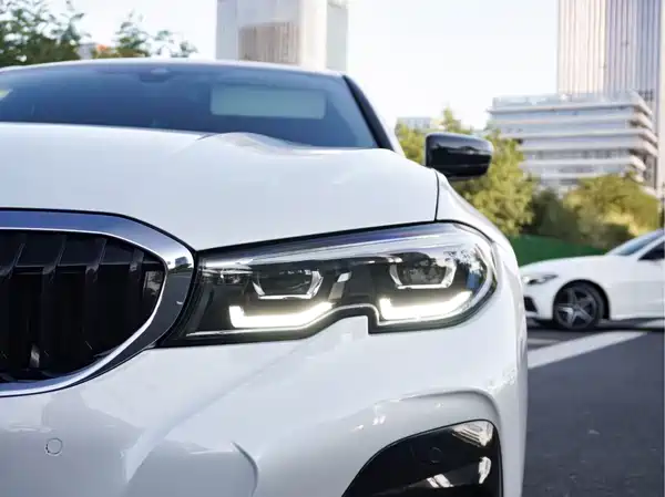 BMW 3 Series 2021