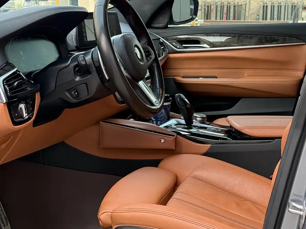 BMW 6 Series GT 2020 — фото 4