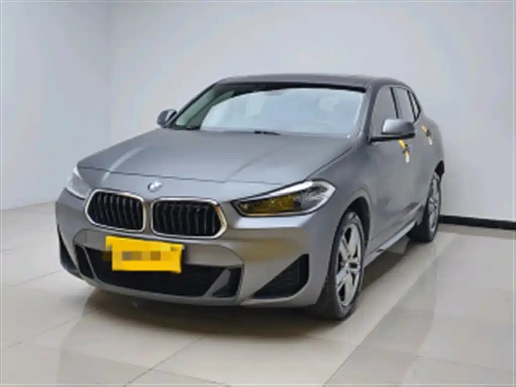 BMW X2 2021 — фото 1