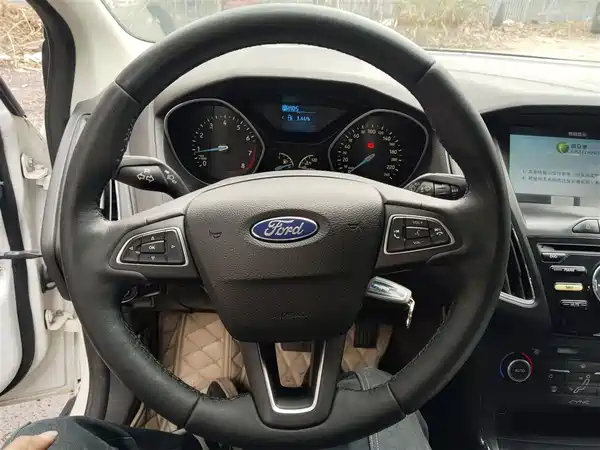 Ford Focus 2015