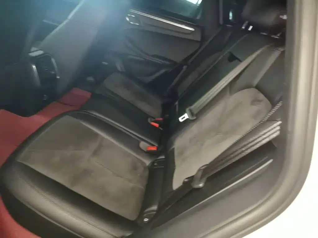Porsche Macan 2020 — фото 17