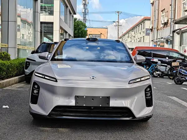 NIO ET5 2025