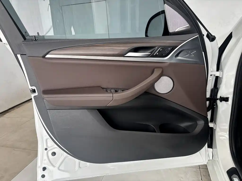 BMW X3 2021 — фото 11