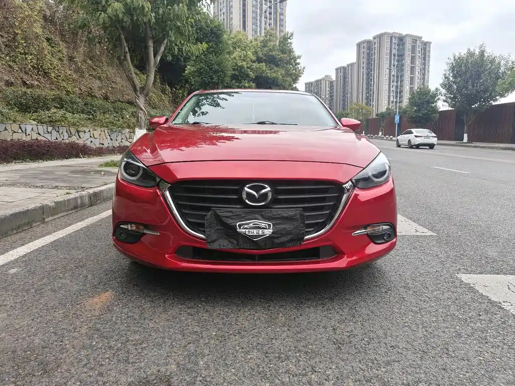 Mazda 3 Axela 2017 — фото 2