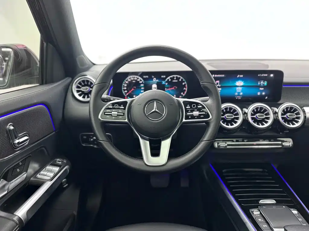 Mercedes-Benz GLB 2022