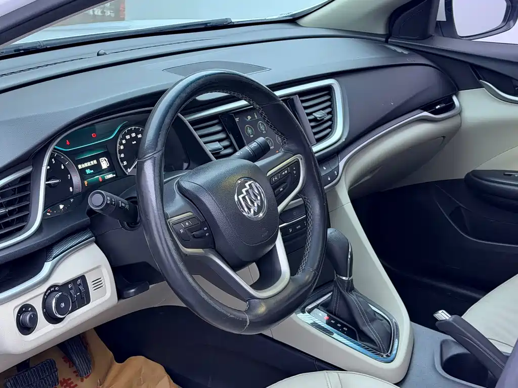 Buick Excelle 2019 — фото 2